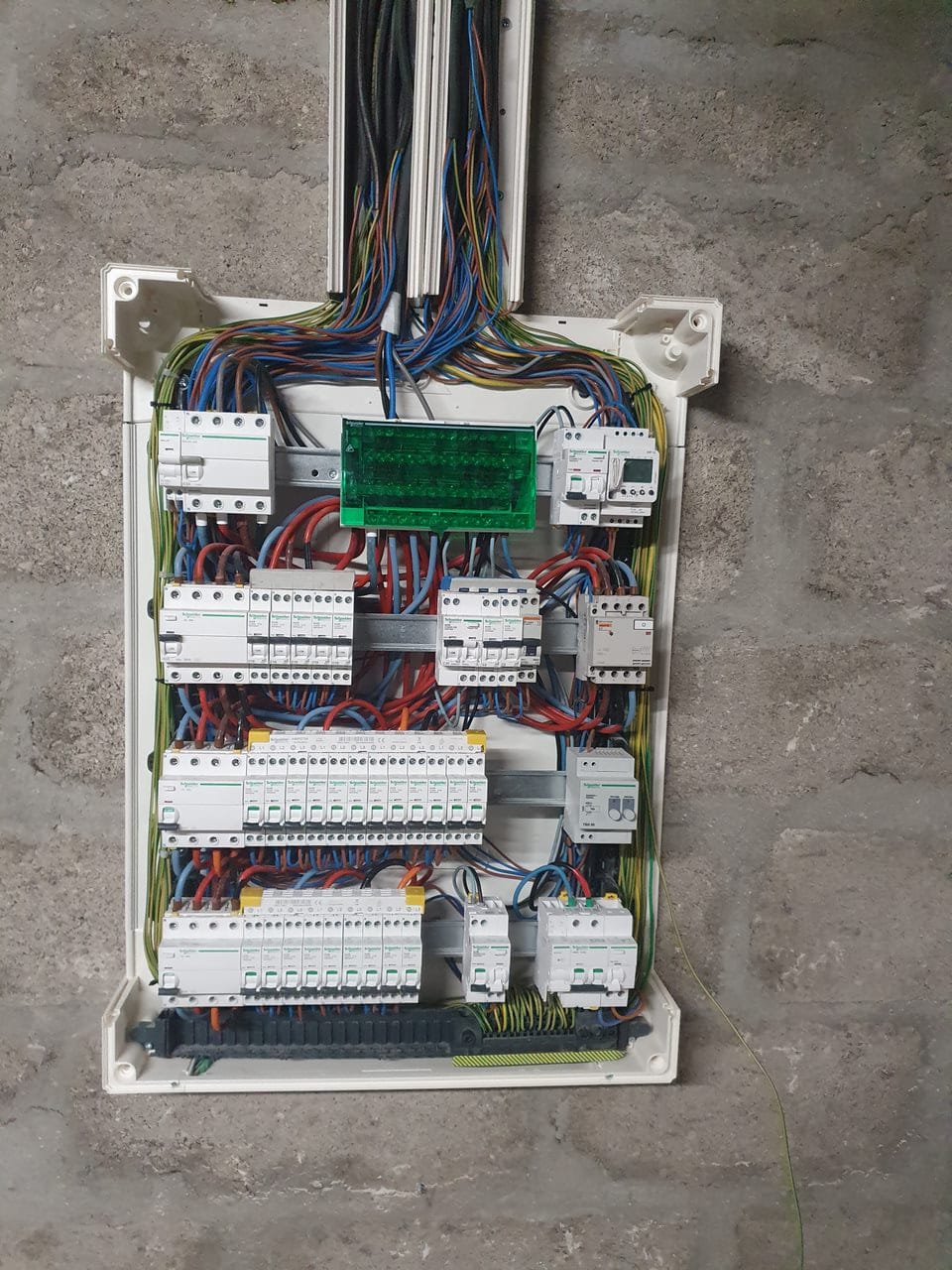 Dépannage Électricité D’urgence À Paris Et Dans Toute L’Île-De-France